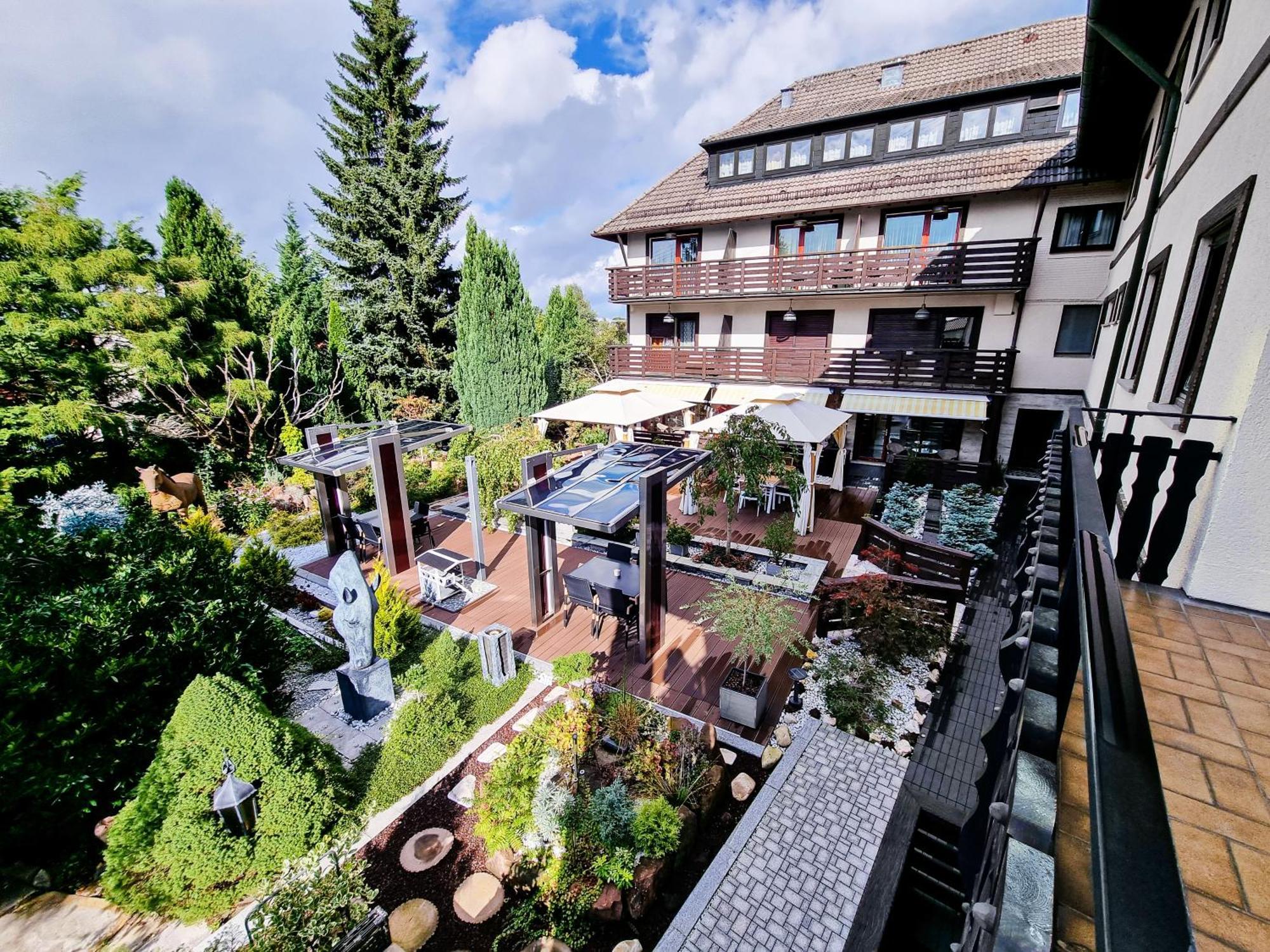 Hotel Roessle Dobel Exterior foto