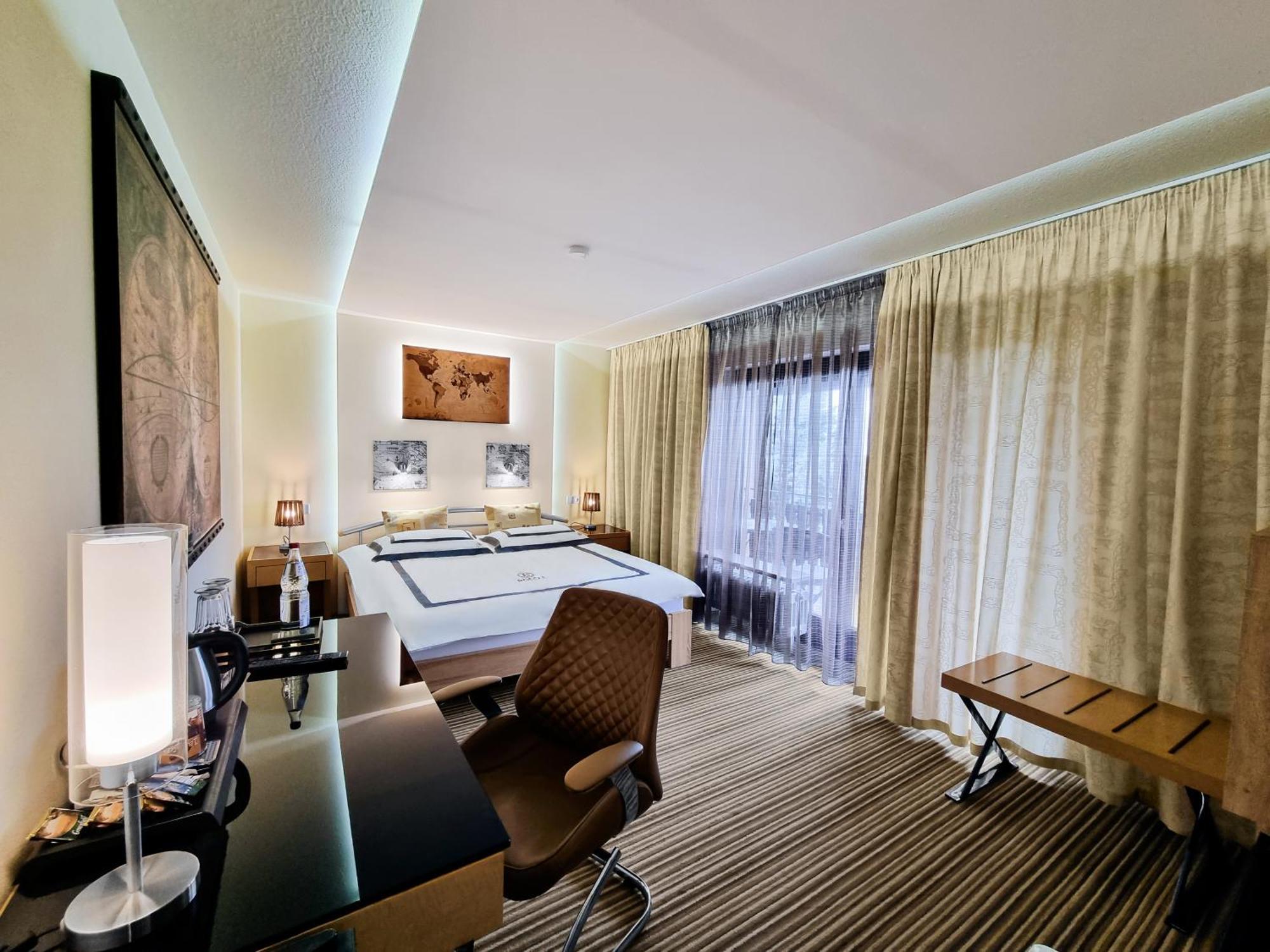 Hotel Roessle Dobel Habitación foto
